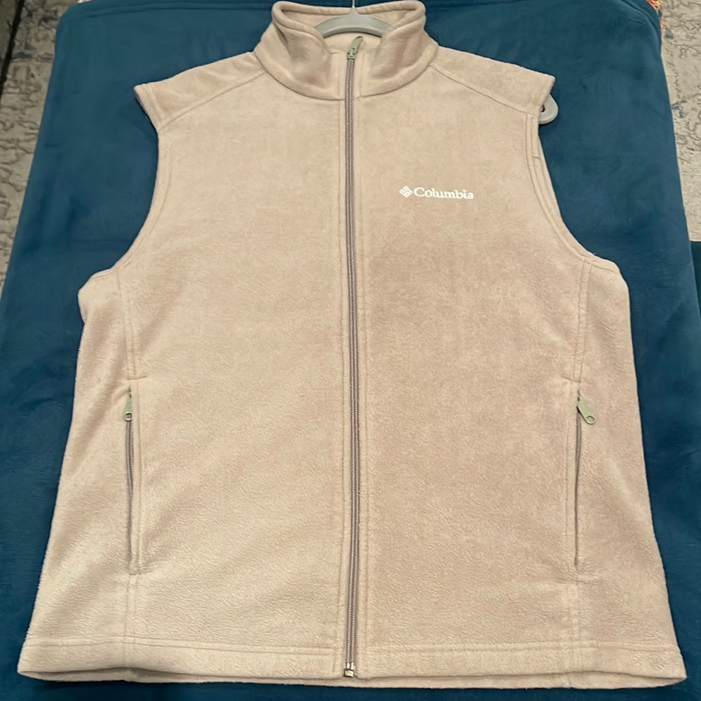 Columbia Men’s vest fleece